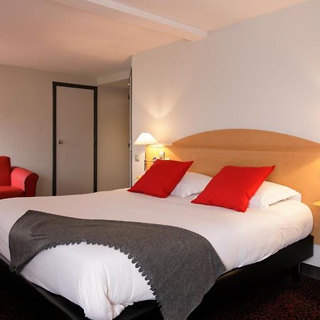 Logis Hotel L'Oree De Chartres - Barjouville Ngoại thất bức ảnh